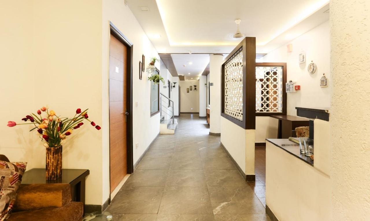 Hotel Seven- Center Of City Chandīgarh Dış mekan fotoğraf