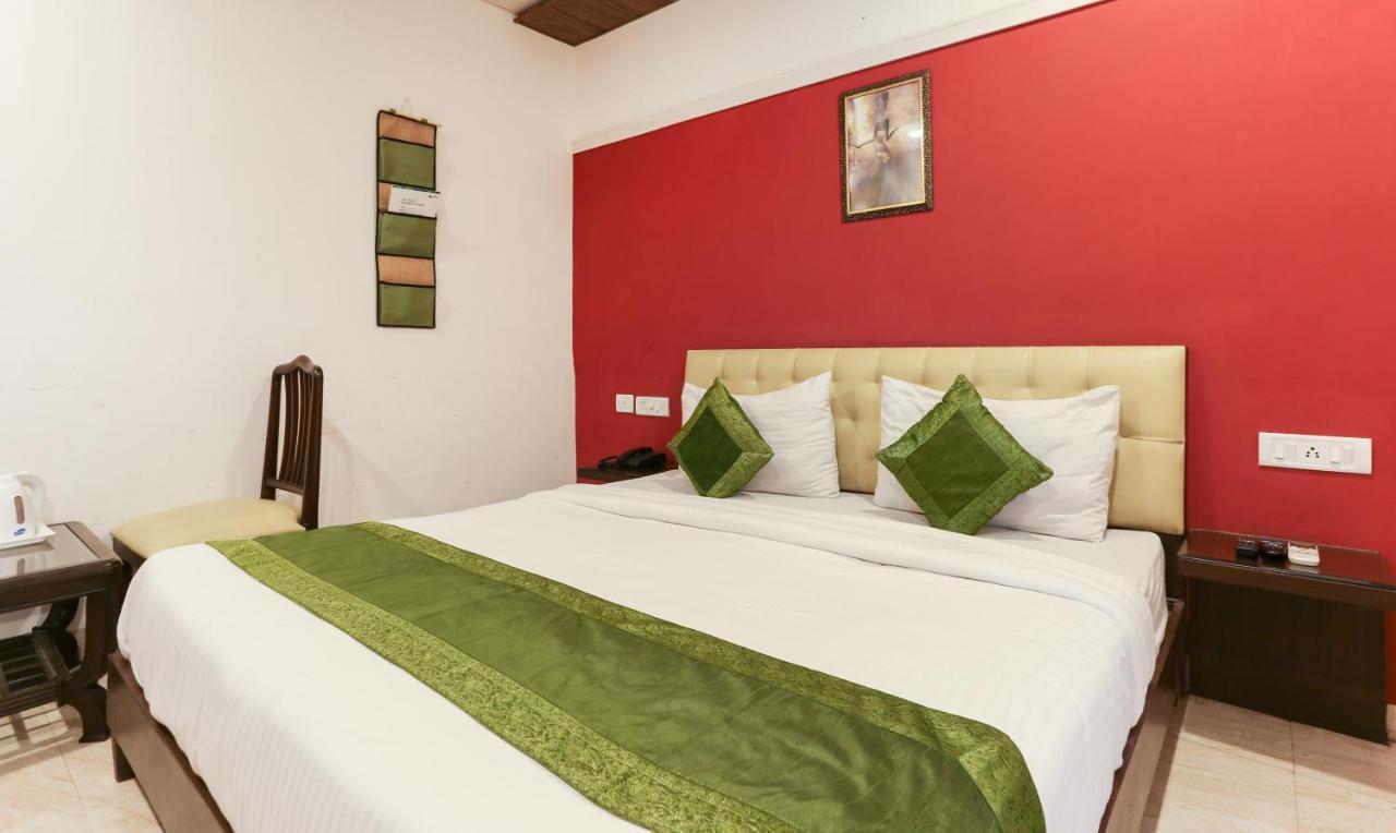 Hotel Seven- Center Of City Chandīgarh Dış mekan fotoğraf