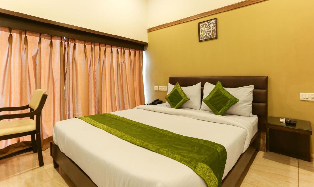 Hotel Seven- Center Of City Chandīgarh Dış mekan fotoğraf