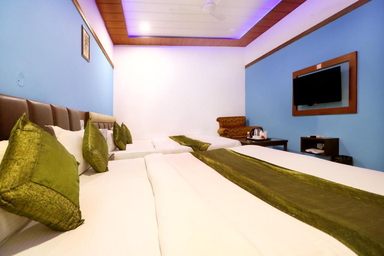 Hotel Seven- Center Of City Chandīgarh Dış mekan fotoğraf