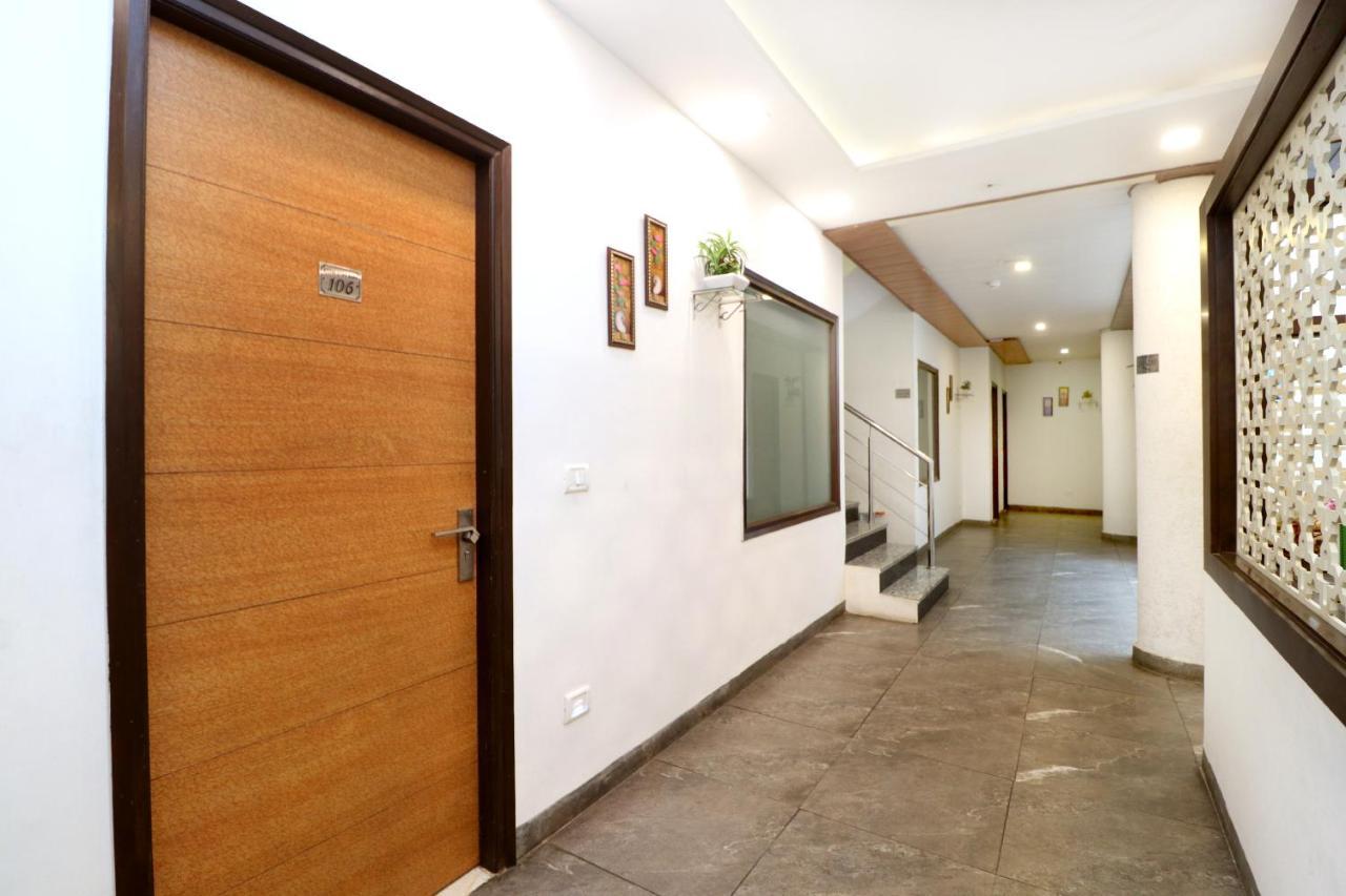 Hotel Seven- Center Of City Chandīgarh Dış mekan fotoğraf