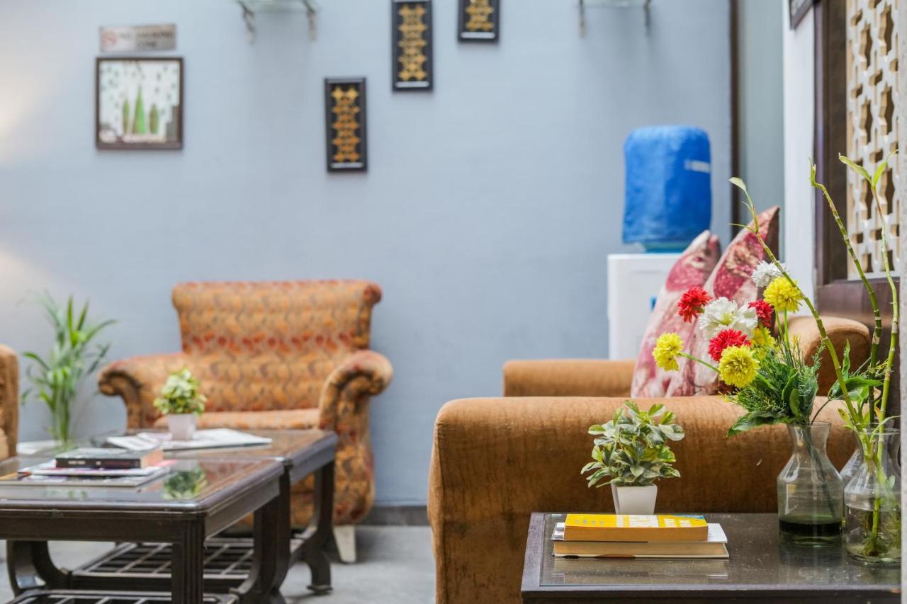 Hotel Seven- Center Of City Chandīgarh Dış mekan fotoğraf